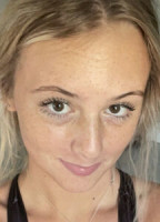ANYA TRUAXX NUDE