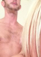 JENNY MCCARTHY NUDE