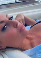 TANDALYNN NUDE