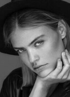 FLORIANE DESMARET