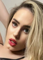 YOURGIRLAUREN