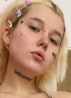 ICHHABEDASGELD / MONEYMOMMY NUDE