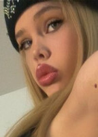 444LAFLAMEE NUDE