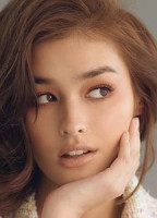 LIZA SOBERANO