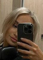 ZUZANA KARDOS