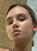 MIA BLOOM