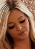 BLONDEBOMBSHELL383