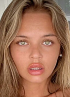LAUREN DUNNE