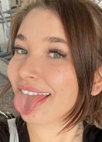 TINY.CARPRINCESSS / TINYGIRLLAURA