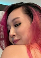 ASIANHOTWIFE