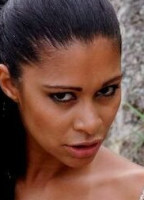 EMANUELLE DINIZ