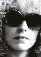 NINA HOSS