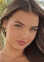 YULI SURINA