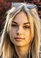 LARAMARIXX