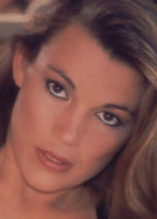VANNA WHITE