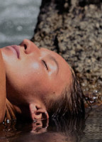 IRINA BOB/IRINAEXPERIENCE
