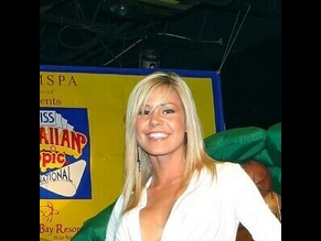 AMANDA LOWRY MANDINIKOLIC