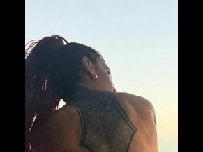 AURA MALK