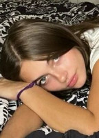 KINSLEY WYATT NUDE
