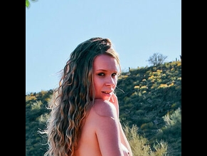 GLOWING ASHLEY