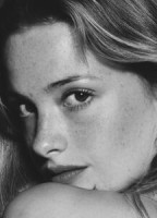 CAMILLE YOLAINE