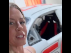 GETINTHECAR