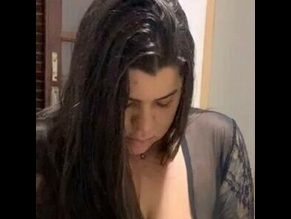 JULIA MENEZES
