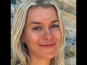 MOLLYDIXON