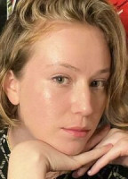 HANNAH EINBINDER