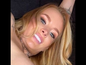 LEXY ROXX