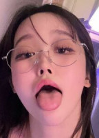 QT_SEOE NUDE