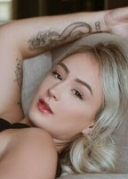GABI GAGLIASSI NUDE