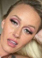 DREAMDOLLSTARR