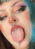 CL0WNWH0R33