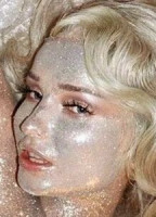 KIM PETRAS NUDE