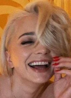 CAROLINE VREELAND DICUSSION NUDE
