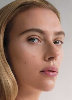 SCARLETT JOHANSSON NUDE