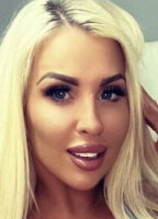 HAYLEY HALCROW