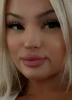 NICOLEHLYNN