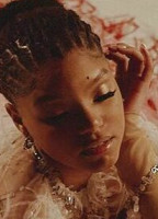 HALLE BAILEY NUDE