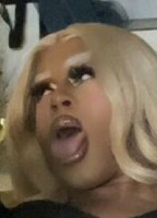 UOBEYSENSEII NUDE