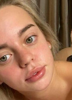 NICOLEPHATHOLE NUDE