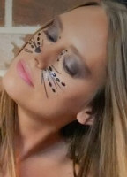 HONEY'S OLD HOUSE NUDE