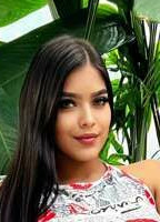 IVY FLORES