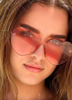 EVIEROSIE