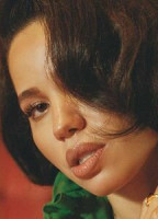 JURNEE SMOLLETT NUDE