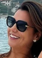 ANA CAROLINNE RIBEIRO