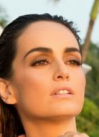 ANA DE LA REGUERA
