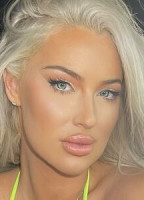 LACIKAYSOMERS NUDE