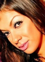 ASHLEY PEACHES